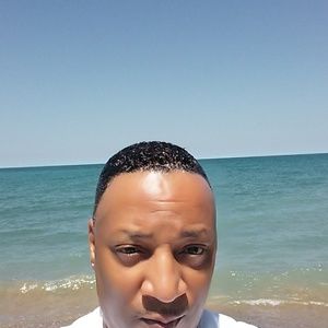 Meet your Posher, Charles